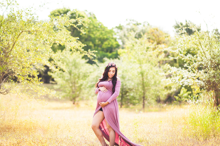  Pregnant lady in pink dress