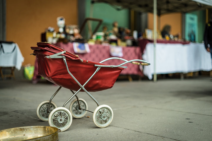 a lightweight baby stroller